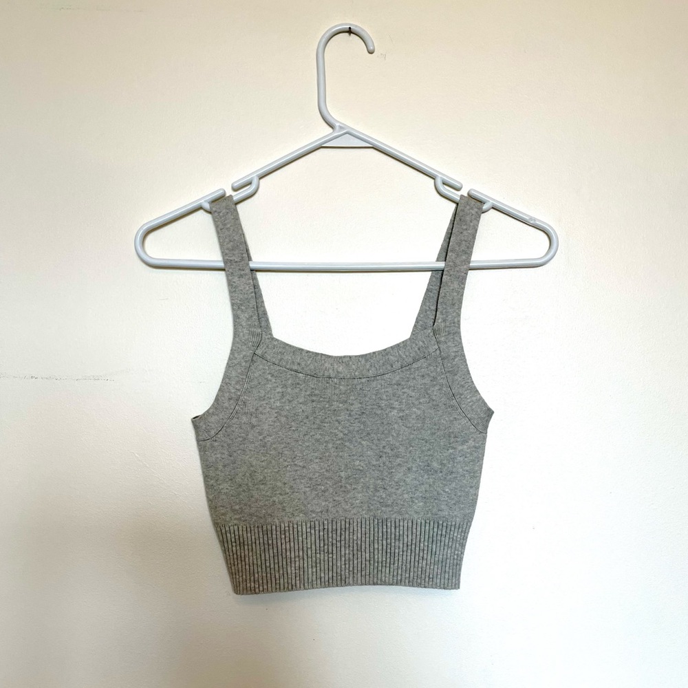 Like new: Everlane cropped knit cami